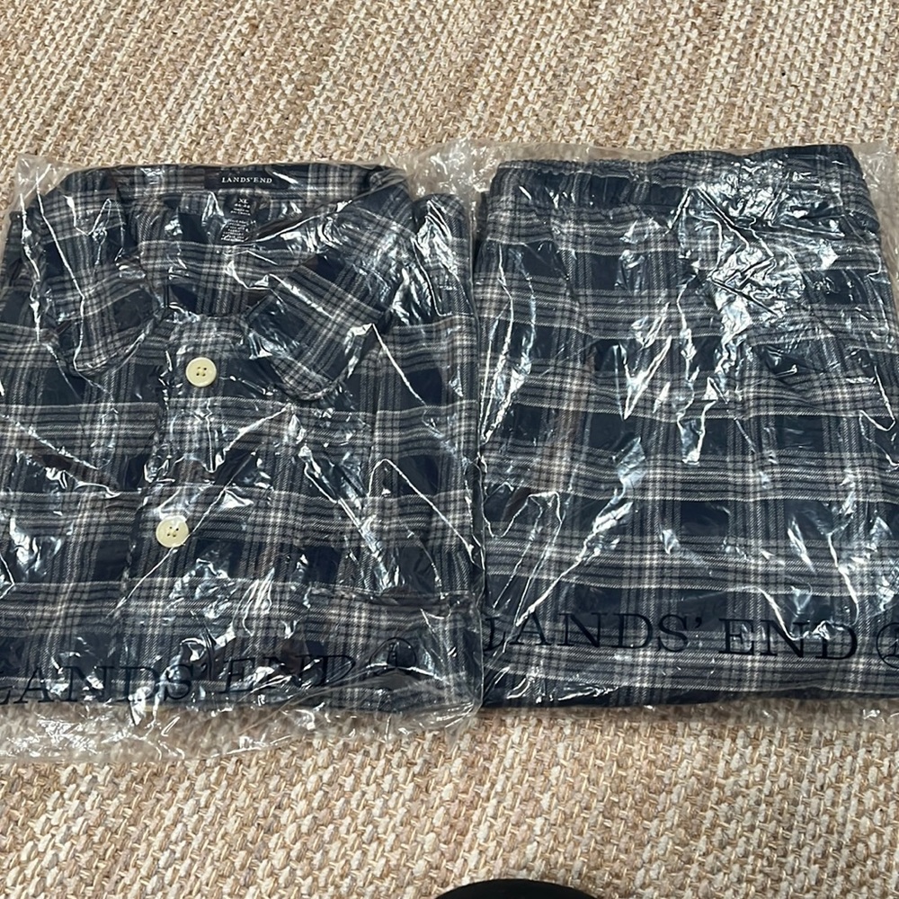 Lands End flannel long sleeved mens pajama set XL